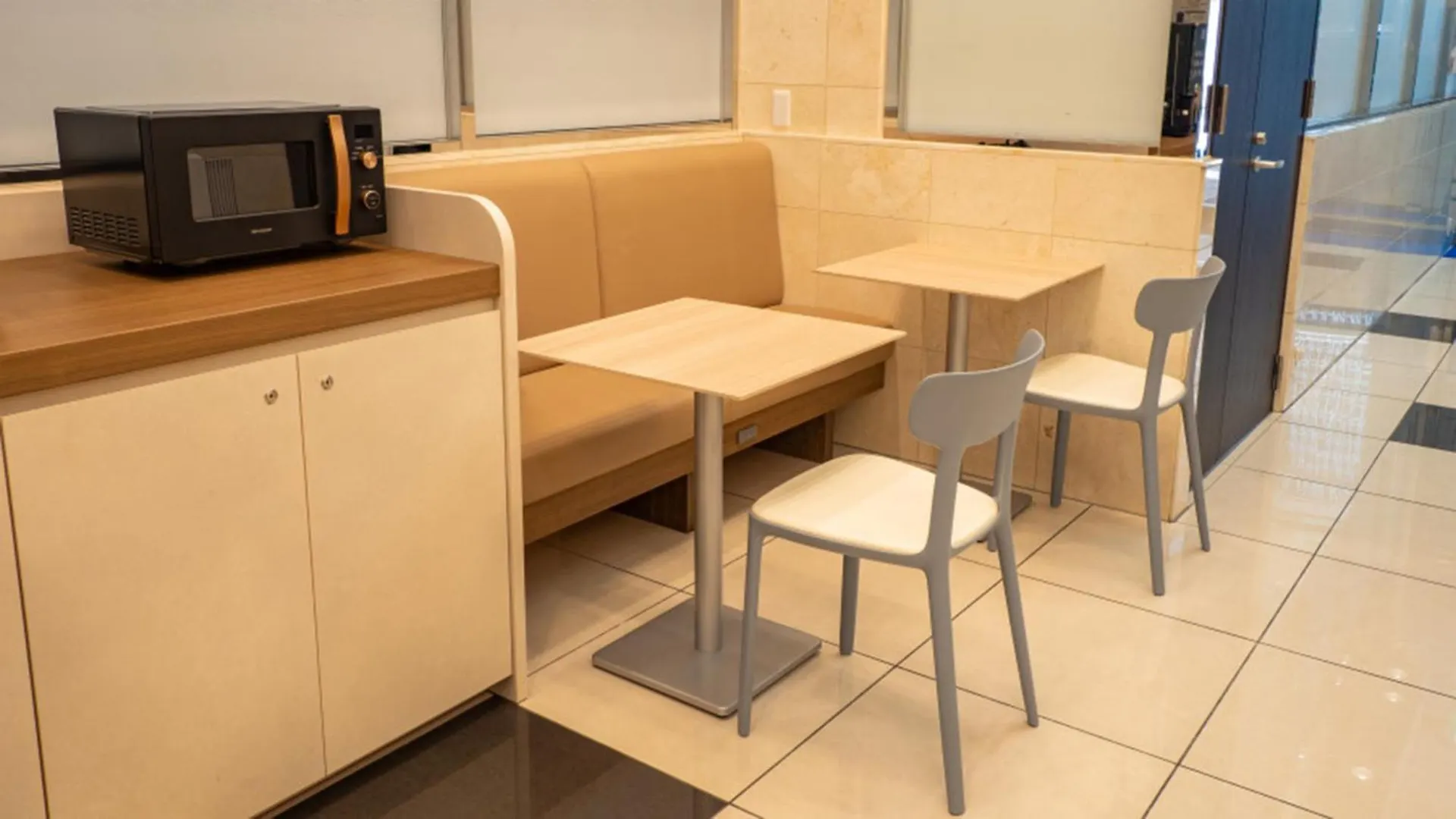 Toyoko Inn Tokyo Eki Yaesu Kita Guchi 3*,  Japan